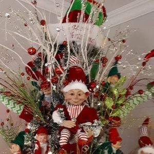 Meet your Posher, Binie